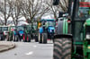 Am Montag müssen Verkehrsteilnehmer auf den Straßen der östlichen Uckermark mit erheblichen Verkehrseinschränkungen rechnen. Grund sind verschiedene Protestaktionen von Landwirten und Handwerkern.