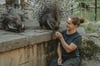 Viele Schaufütterungen, unter anderem bei den Stachelschweinen, gehören zum aktuellen Ferienprogramm im Tiergarten von Neustrelitz.