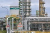 Die PCK-Raffinerie in Schwedt versorgt große Teile Nordostdeutschlands mit Benzin und Diesel. Fraglich ist, wie künftig die Gesellschafterstruktur des Unternehmens ist.