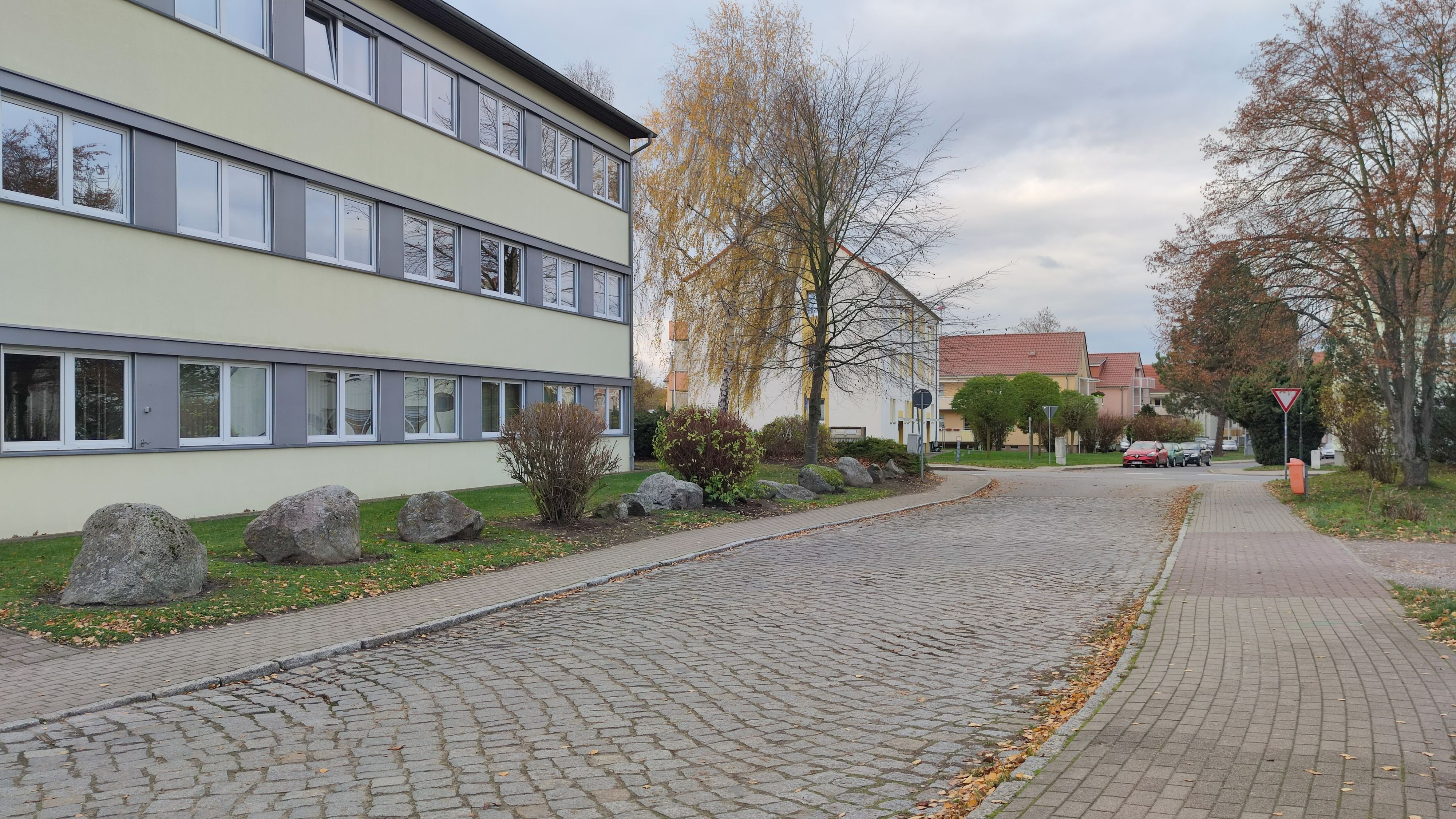 Sanierung der Pestalozzistraße Stadt Altentreptow gibt Baubeginn bekannt