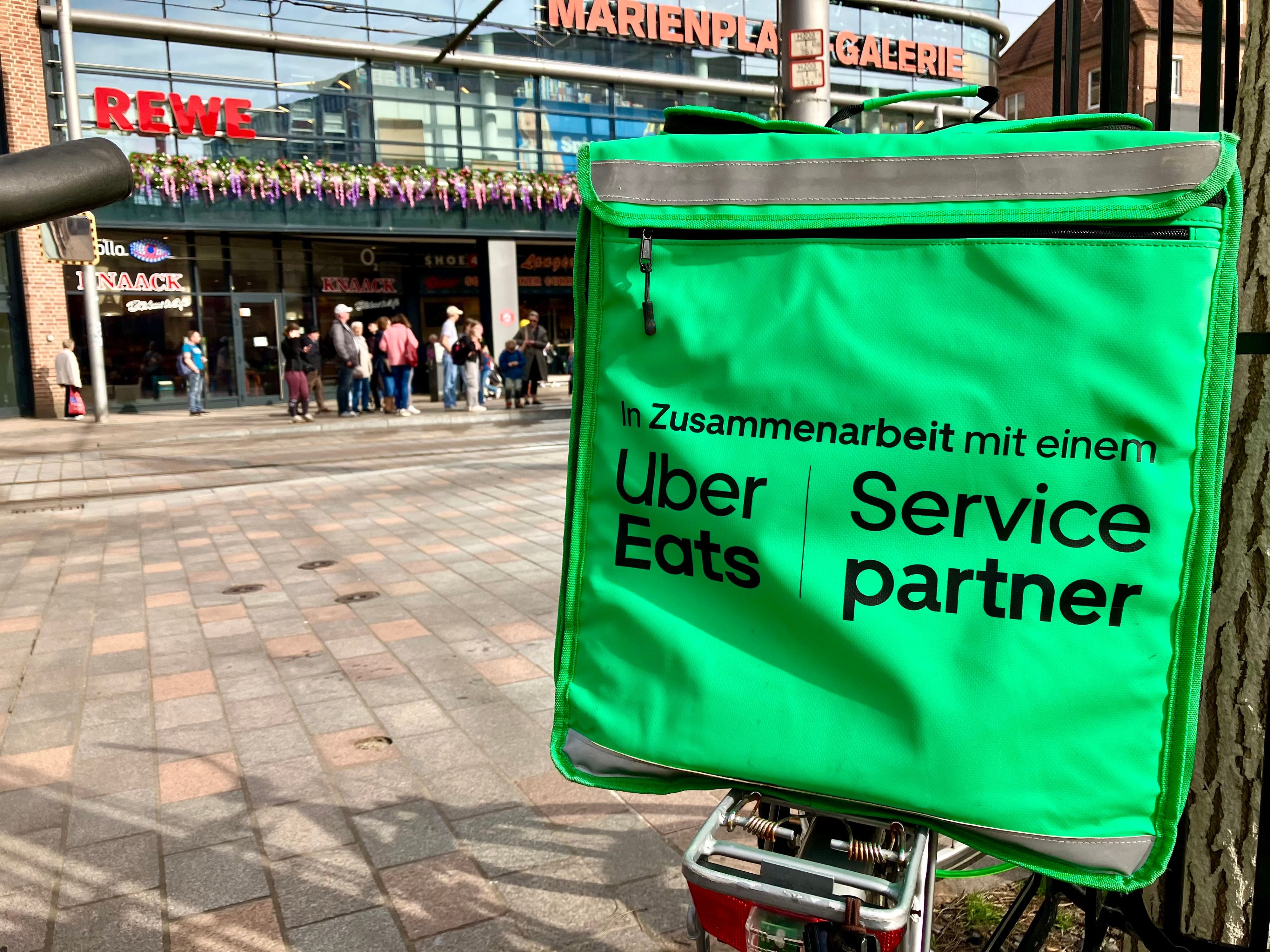 Uber Eats In Schwerin: Fahrer Sprechen über Arbeitsbedingungen