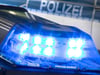 VW-Fahrer soll am Steuer eingeschlafen sein: zwei Menschen schwer verletzt