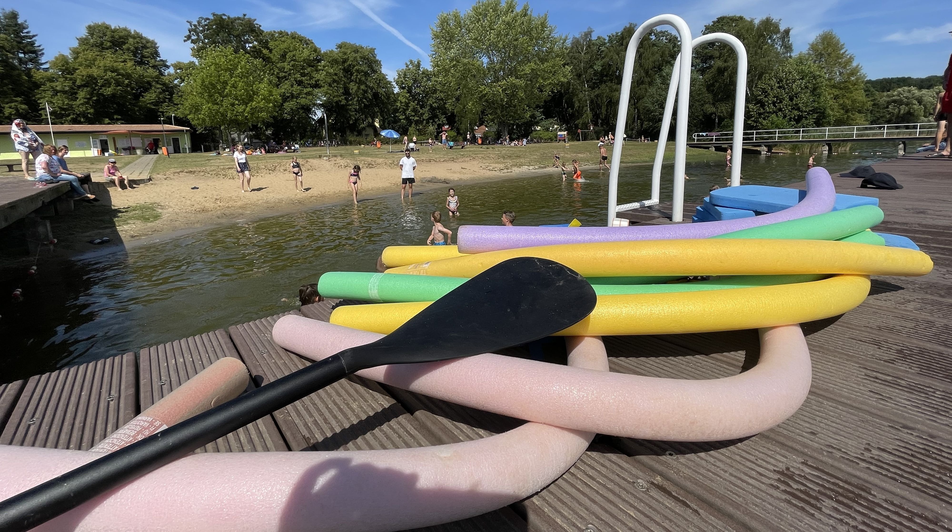 Naturbad am Wockersee in Parchim Mitte Mai