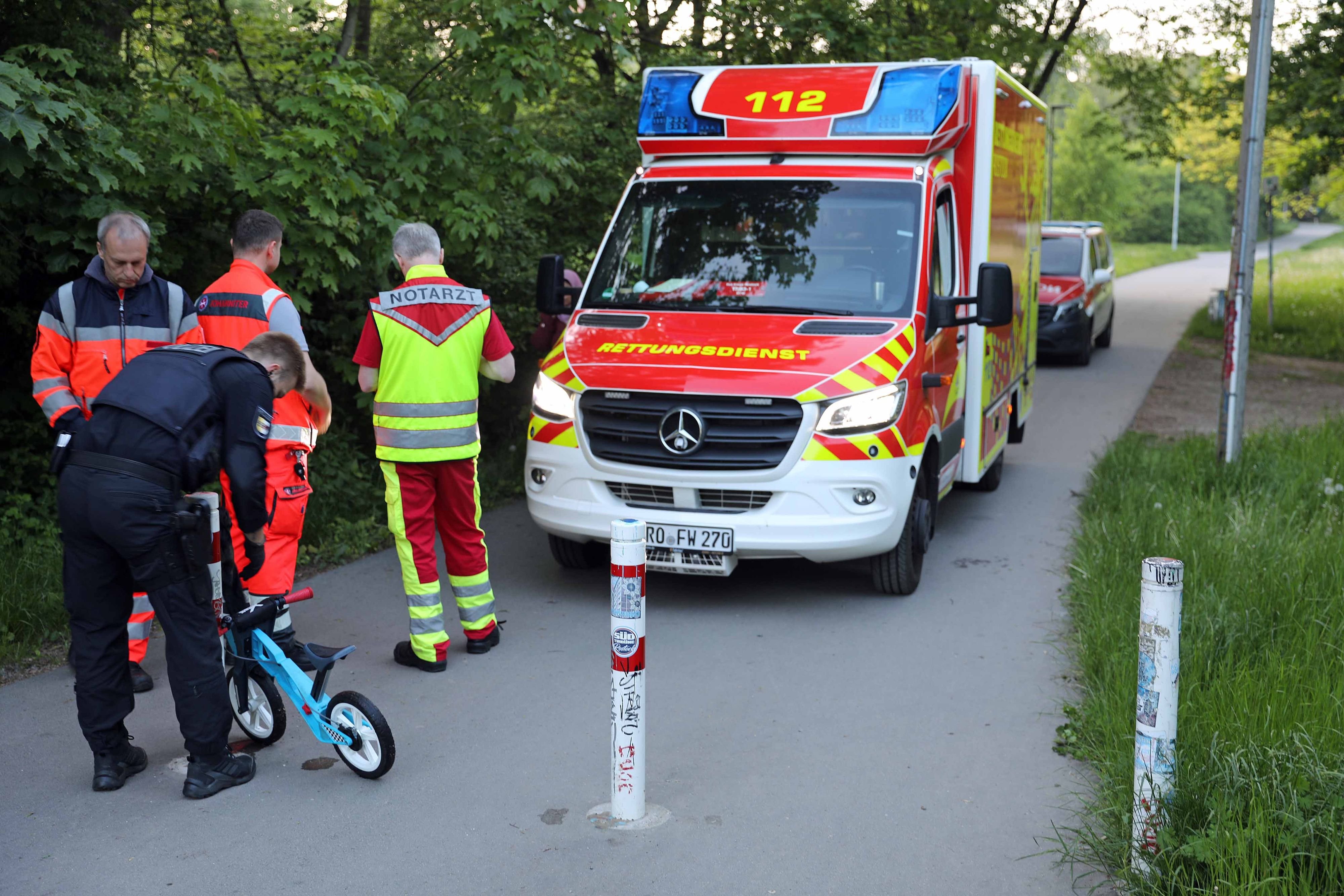 Passanten retten autistischen Jungen aus Teich