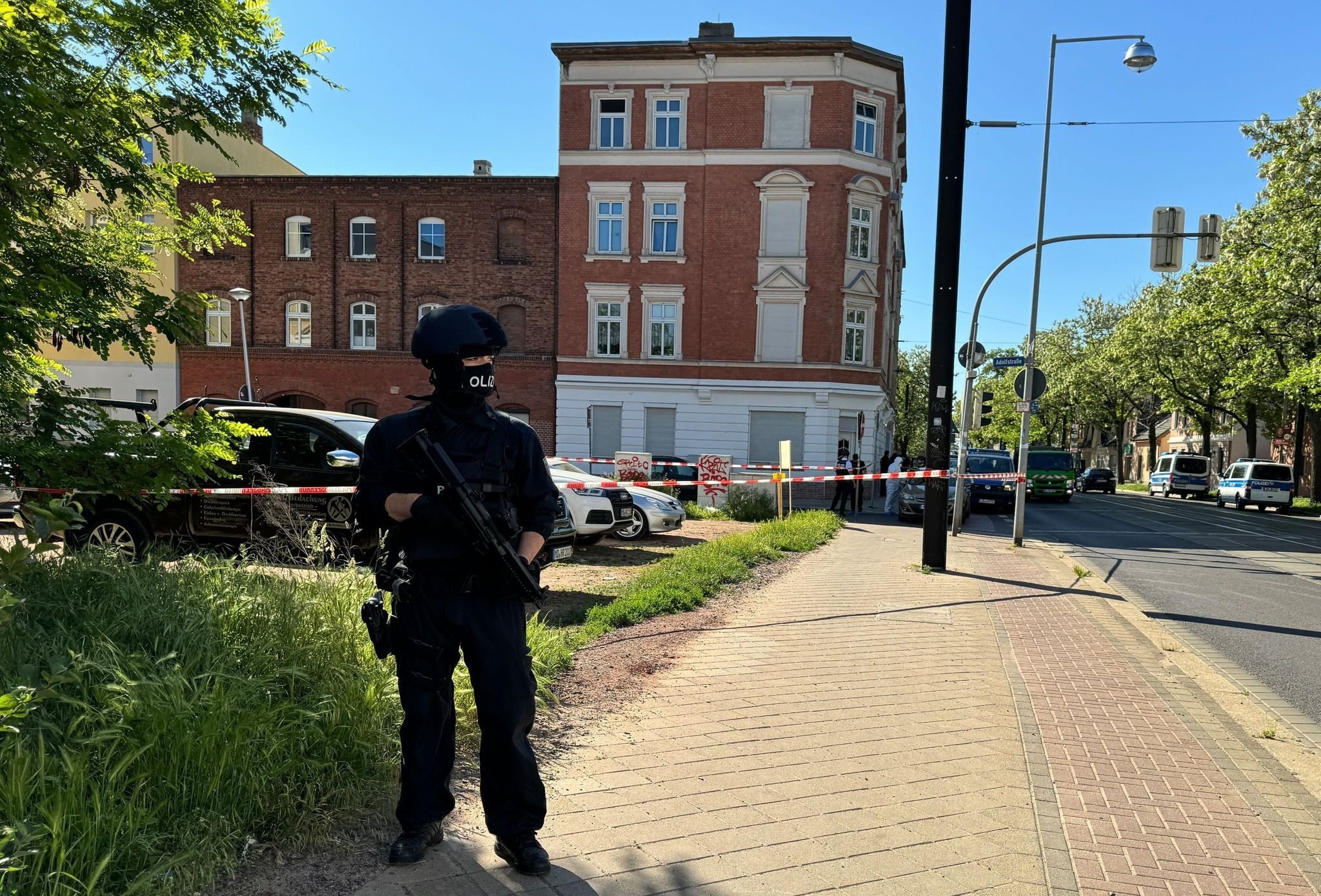 Frau in Magdeburg angeschossen Täter weiter flüchtig