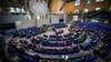 Widerstand wächst: Abgeordnete des Bundestags verschweigen Gehaltserhöhung