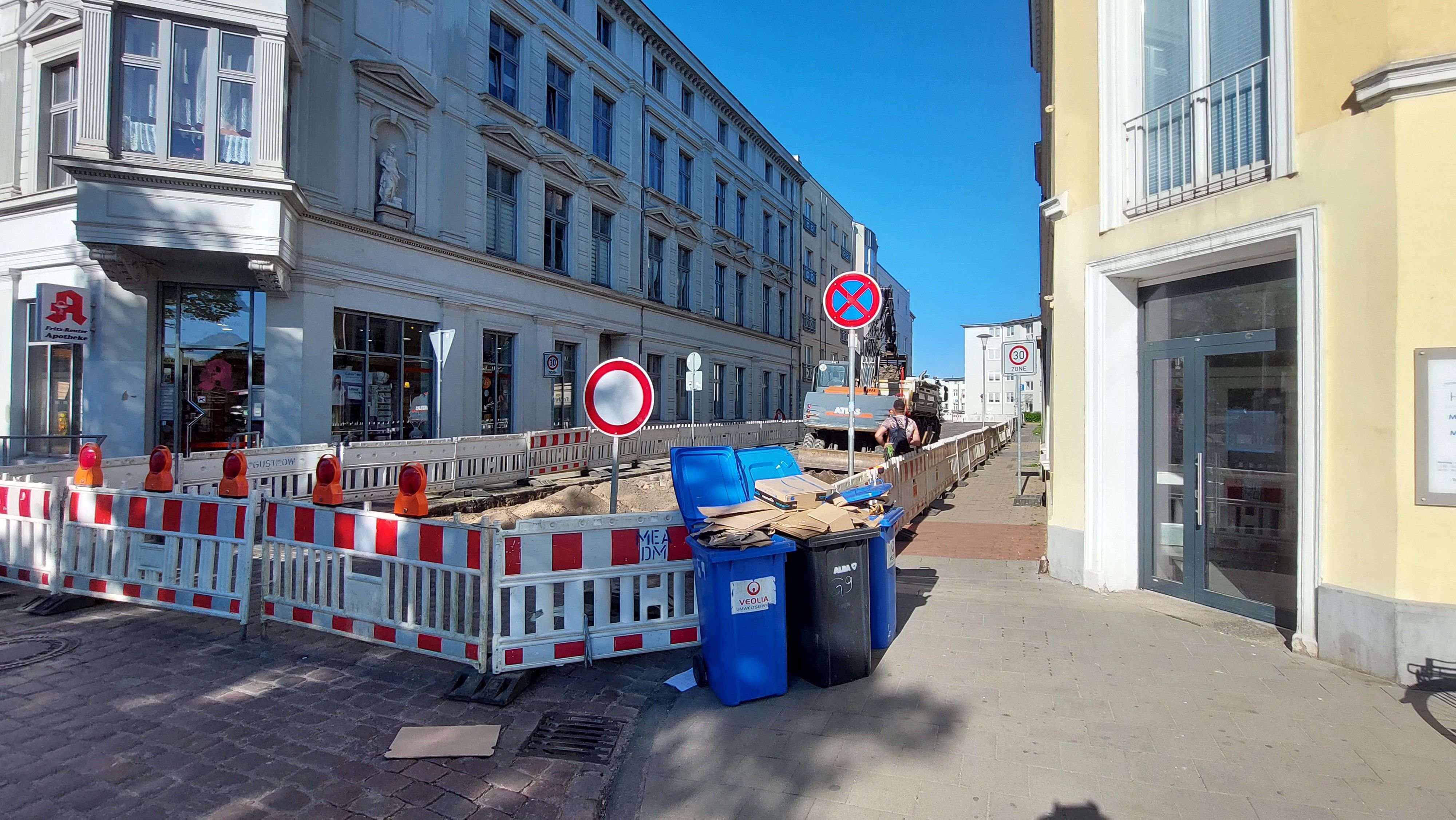 Vollsperrung der Gartenstraße in Güstrow