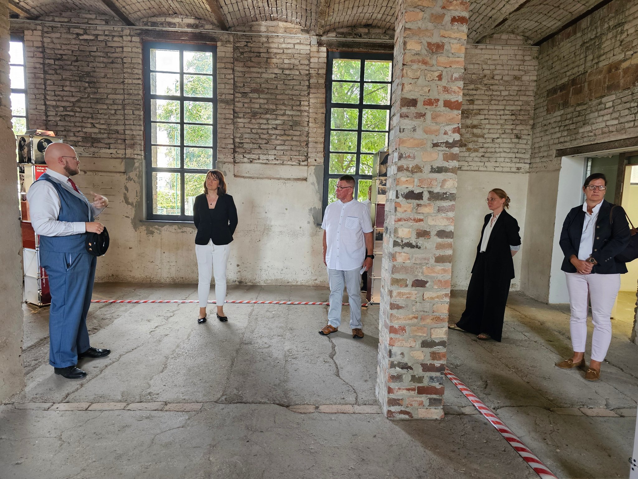 Justizministerin in Friedenszentrum Anklam