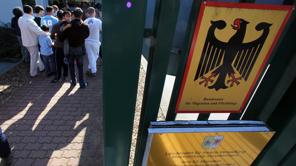 Plötzlich weg: Hunderte Asylbewerber aus Erstaufnahmen verschwunden – darunter auch Straftäter