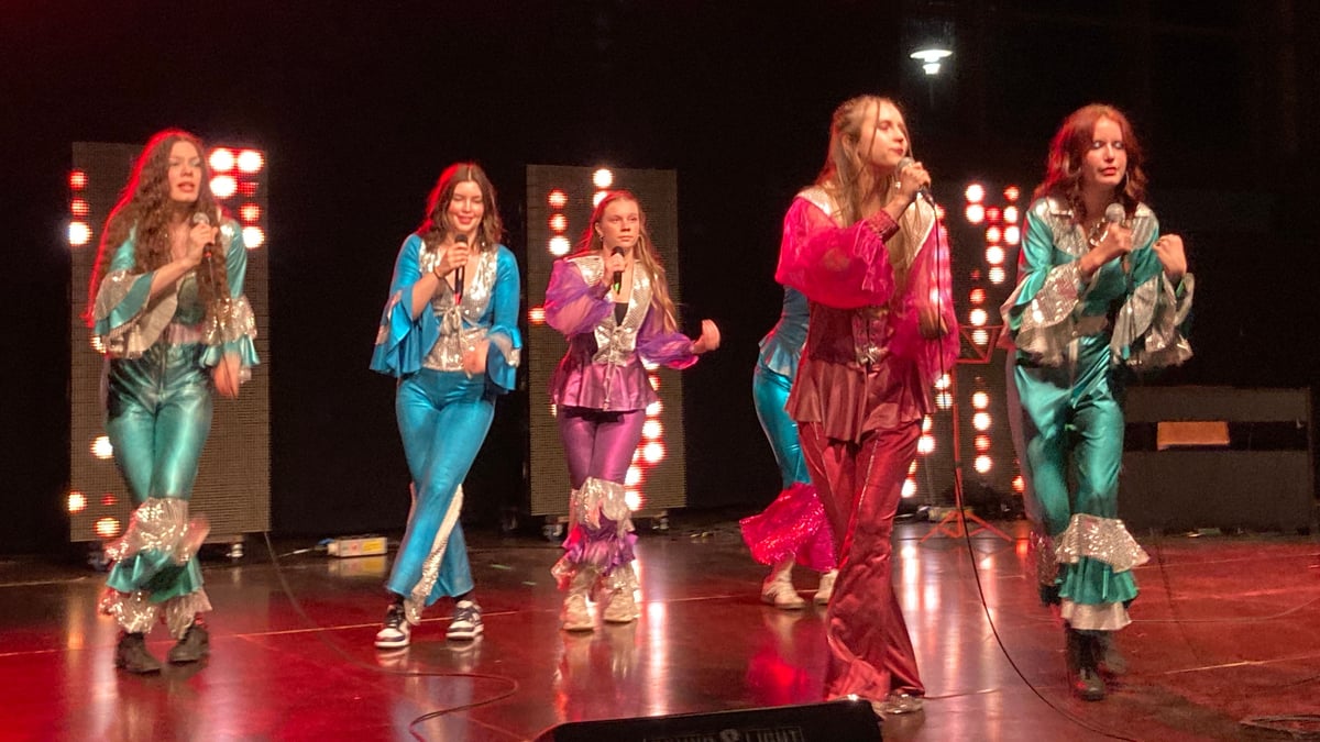 Lachen und Spaß garantiert: Die Gymnasiasten-Show im Templiner Gymnasium