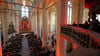 Blick in das Kirchenschiff der Kulturkirche St. Jakobi. Die Kulturkirche bietet seit 2017 als größten Veranstaltungsraum in Stralsund einen repräsentativen Ort für Kongresse, Tagungen oder Konzerte.