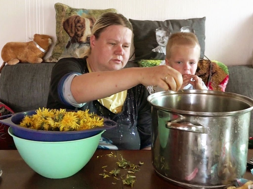 Neue Folgen von "Hartz und herzlich" aus Rostock mit emotionalem Heimatbesuch