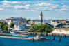 Blick auf den Leuchtturm von Warnemünde.