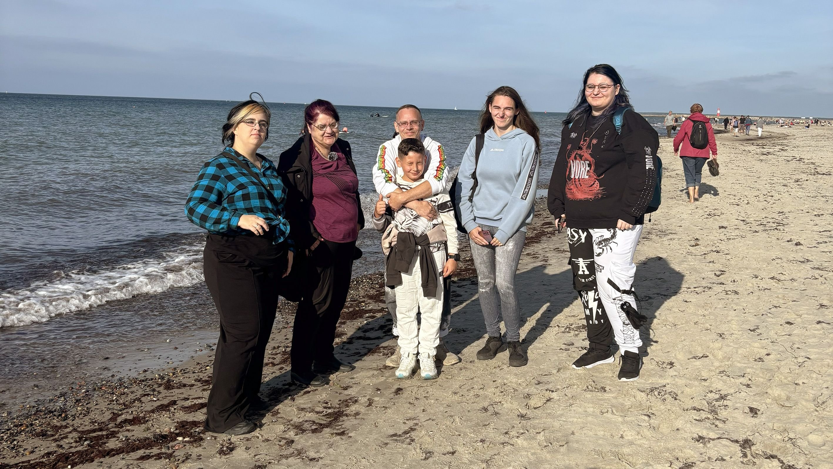 Ein gemeinsamer Ex und das erste Mal Meer: „Hartz und herzlich“-Rostock  trifft Magdeburg